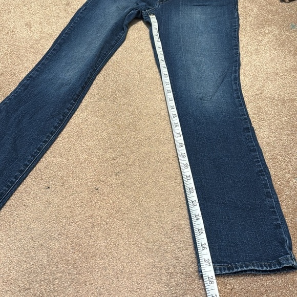 Levi’s Demi curve skinny size 4 short - Picture 4 of 7